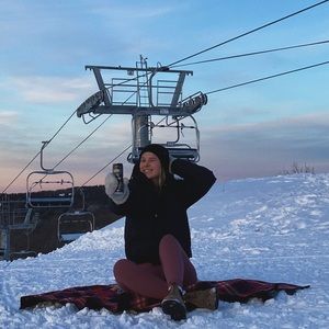 Meet your Posher, Alisha